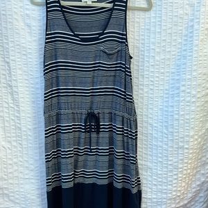 Sleeveless Navy blue and white striped dress